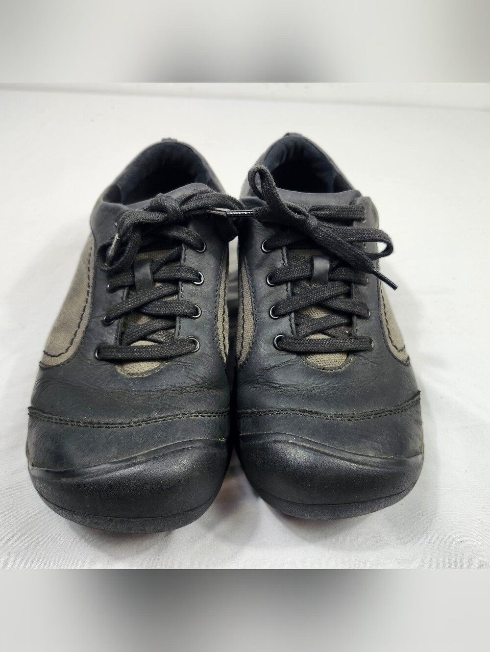 Keen Womens 10.5 M Black Gray Athletic Lace-Up Hiking Shoes - Picture 4 of 9